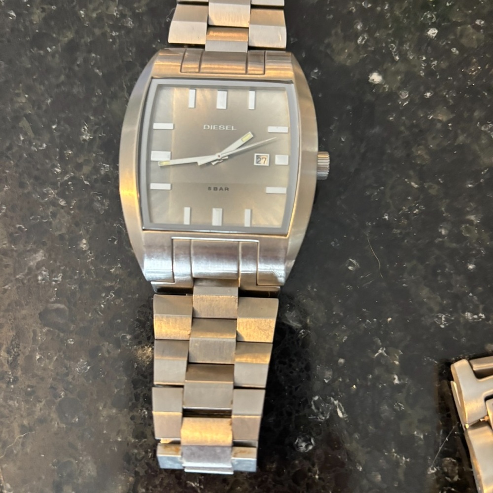 Diesel DZ1177 Men’s Watch